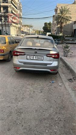 ئێم جی 5